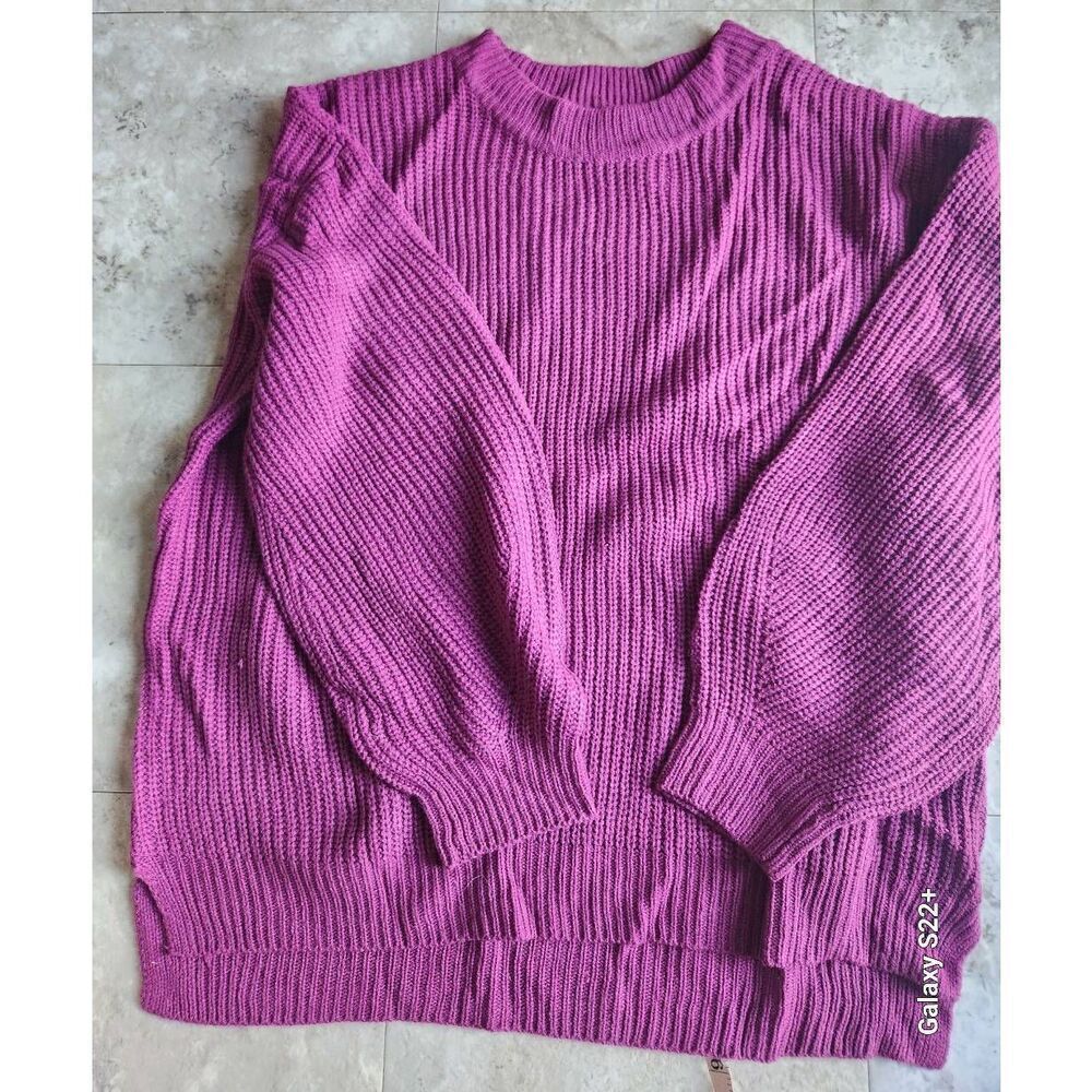 S28 Andree by Unit vibrant pink sweater w Long Bishop sleeves NWT